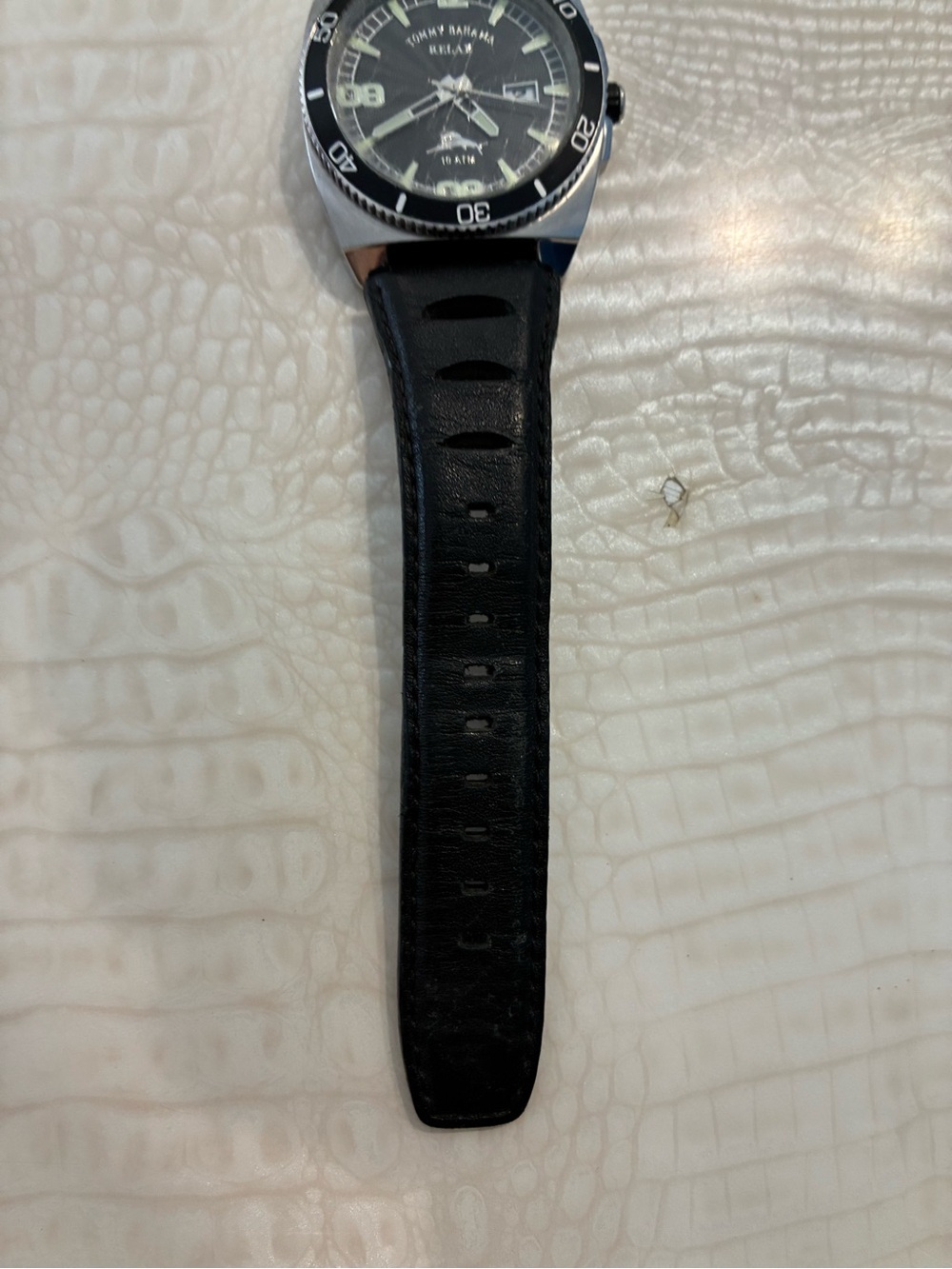 Tommy Bahama Black and Silver Dive-Style Watch - Picture 8 of 11